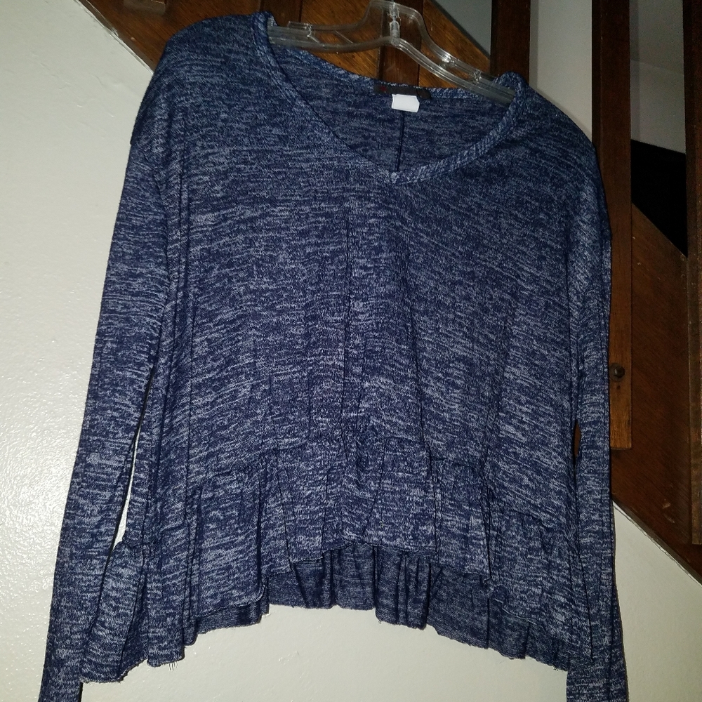 Myth size small top